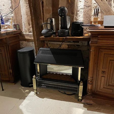 Cosy Studio Place Sainte Catherine Honfleur Bagian luar foto