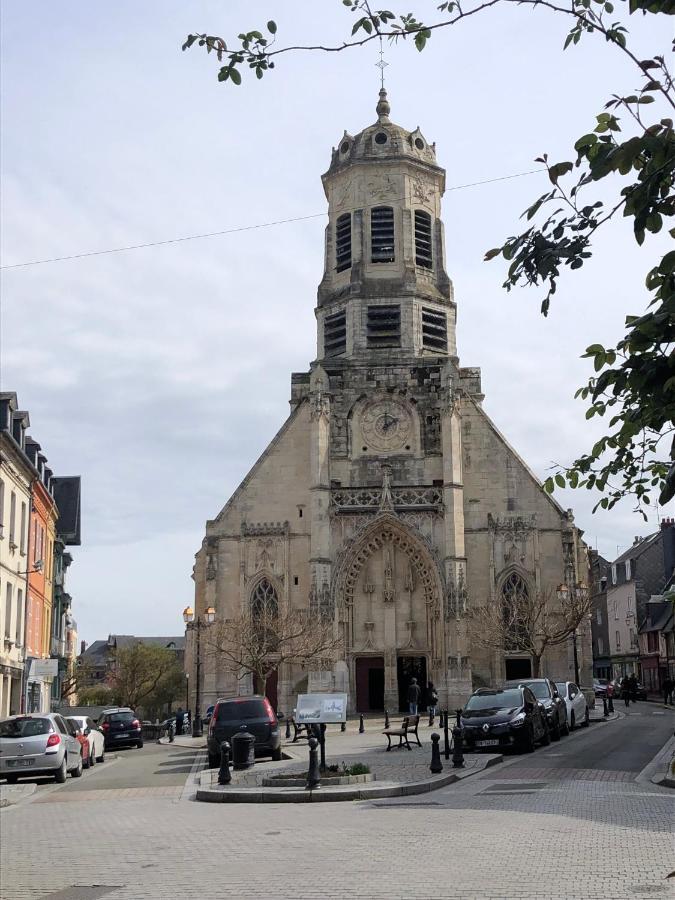 Cosy Studio Place Sainte Catherine Honfleur Bagian luar foto