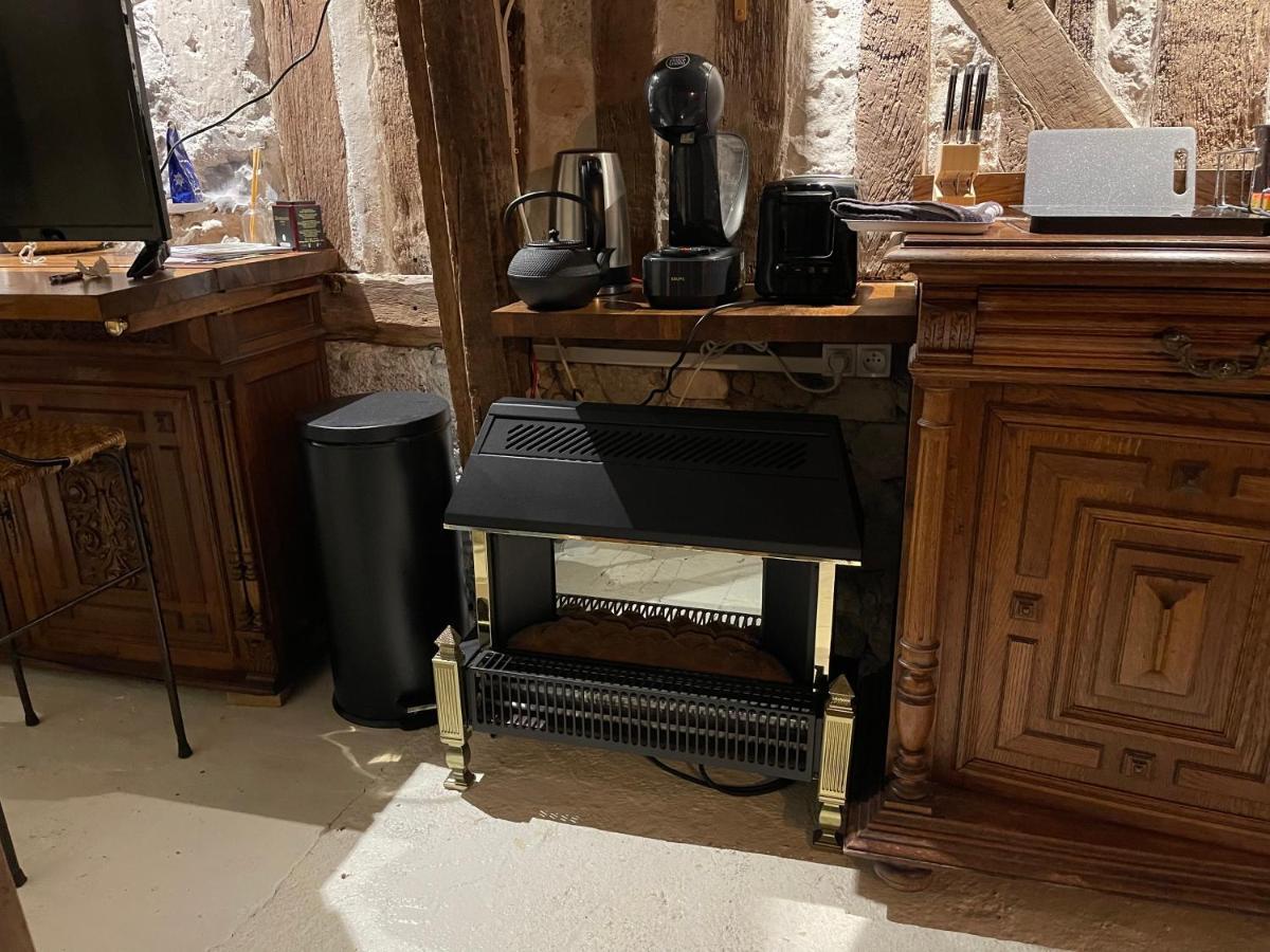 Cosy Studio Place Sainte Catherine Honfleur Bagian luar foto
